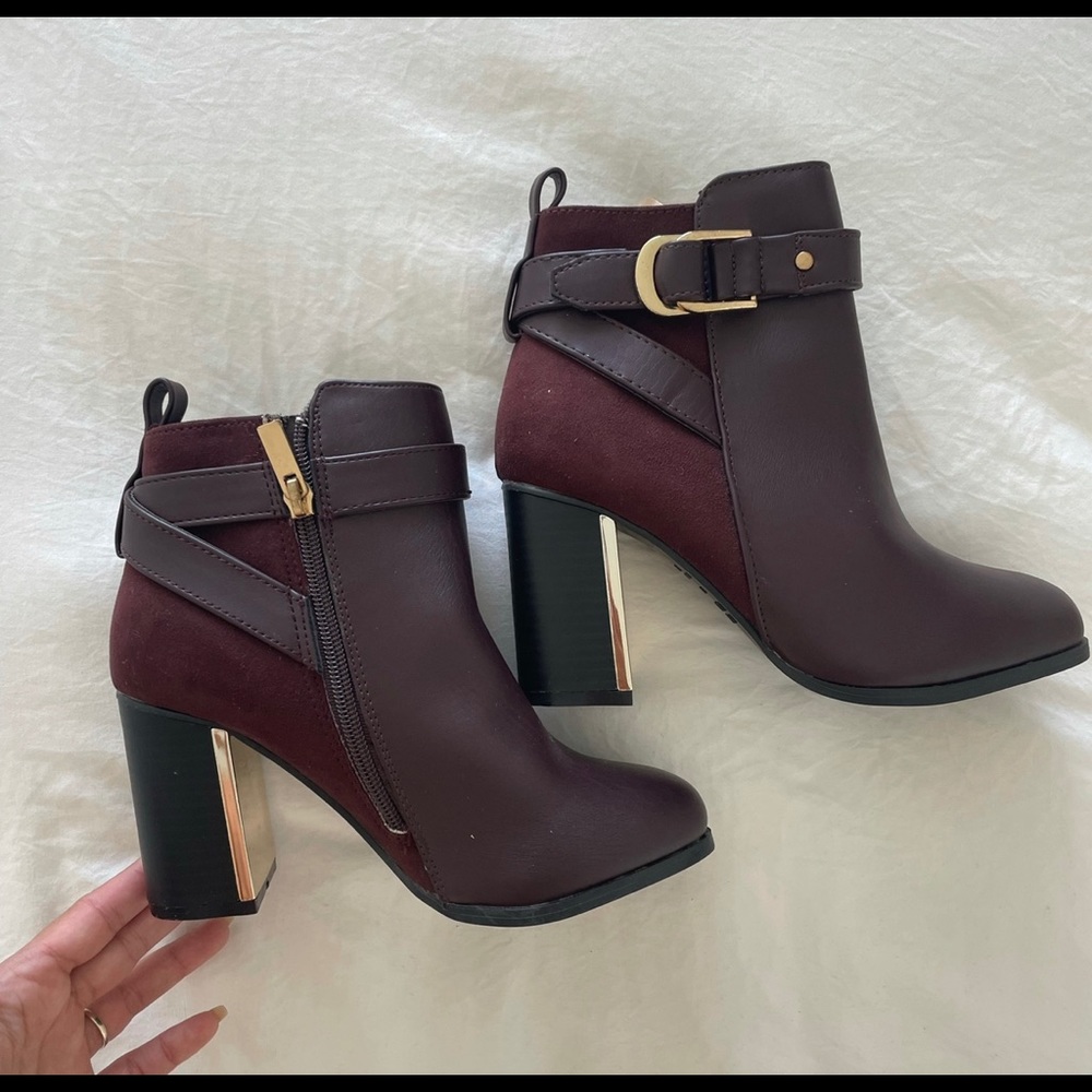 purple burgundy block heeled boots never worn